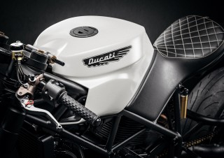 Ducati Custom Café Fighter